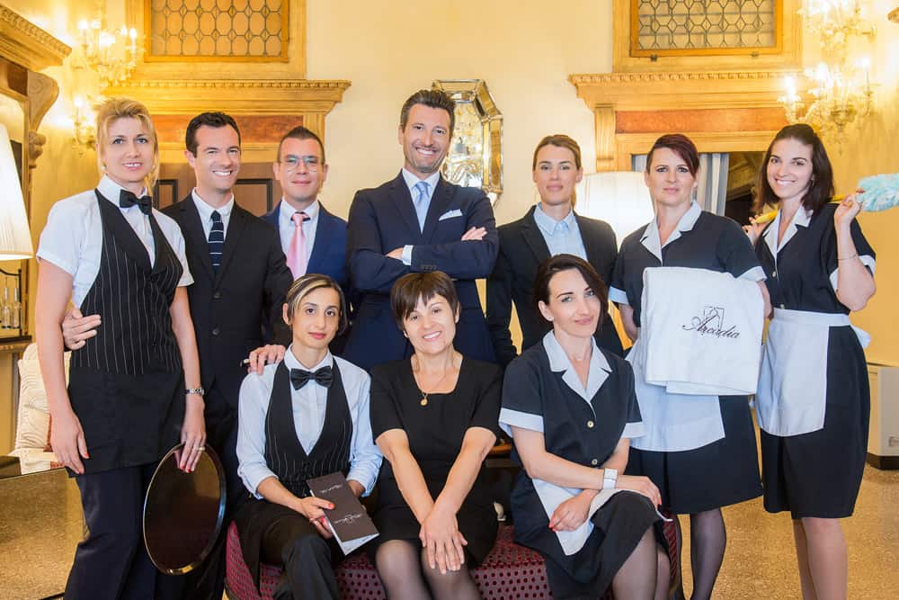 HOTELLI TÖÖTAJAD SAKSAMAA 4* HOTELLIDESSE