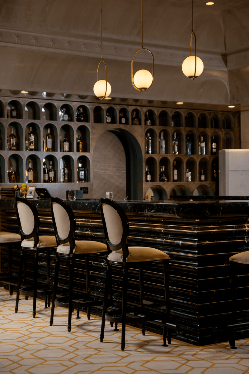 Sommelier