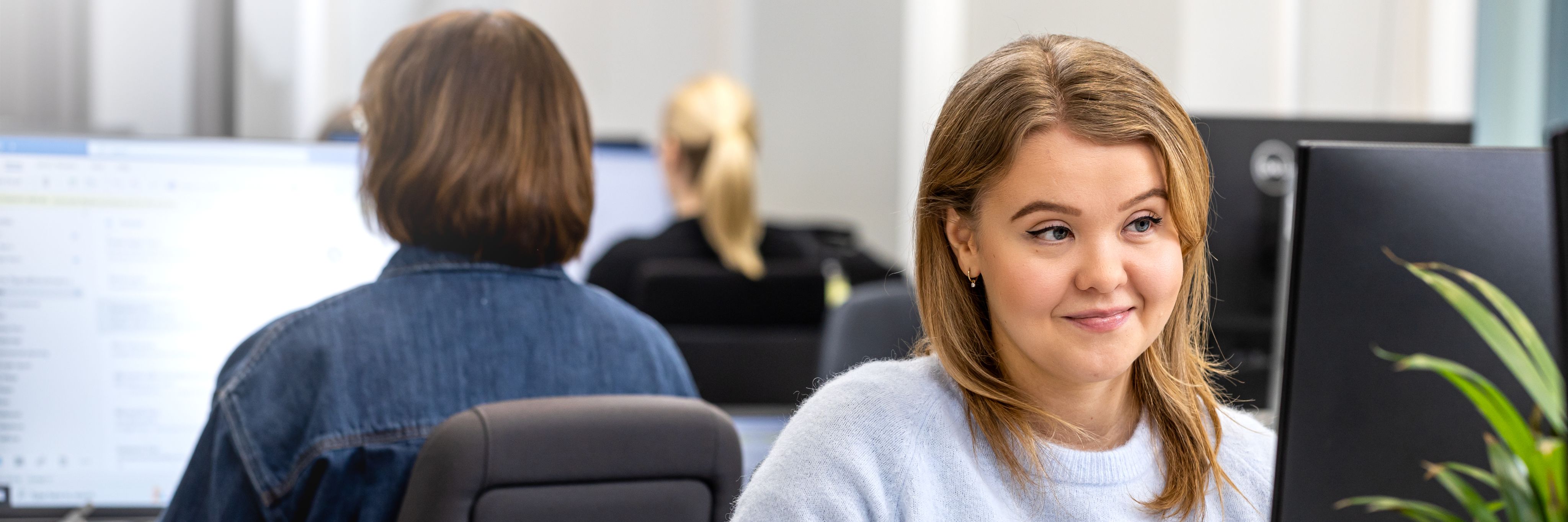 Püsiklienditeeninduse klienditeenindaja