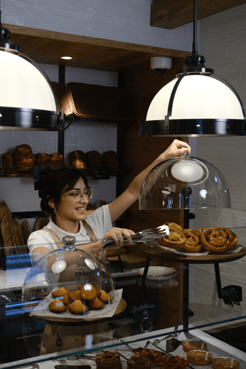 Bakery Waiter/Waitress (Seasonal)