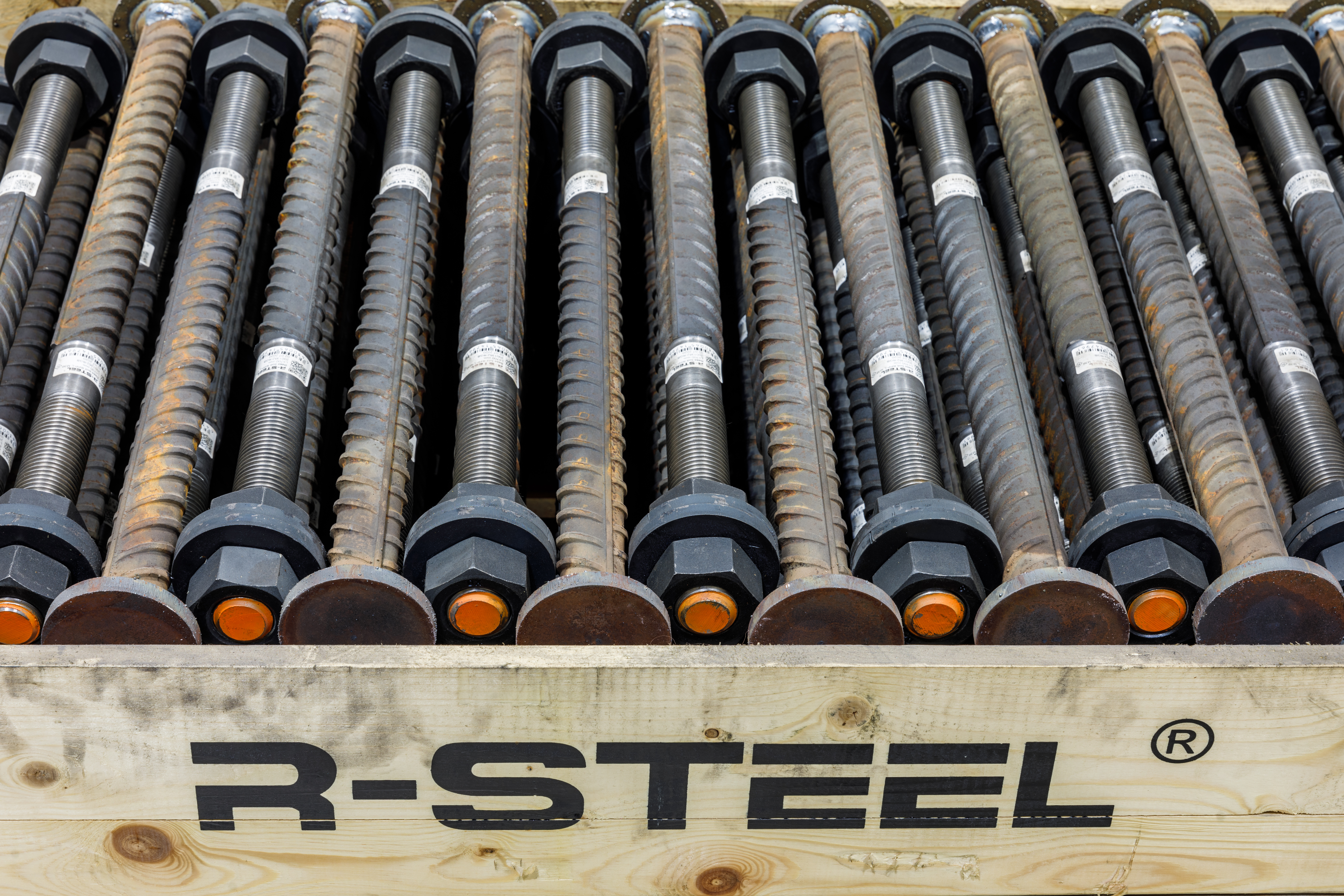 EQUIPMENT MAINTENANCE SPECIALIST / SEADMETE HOOLDUSSPETSIALIST