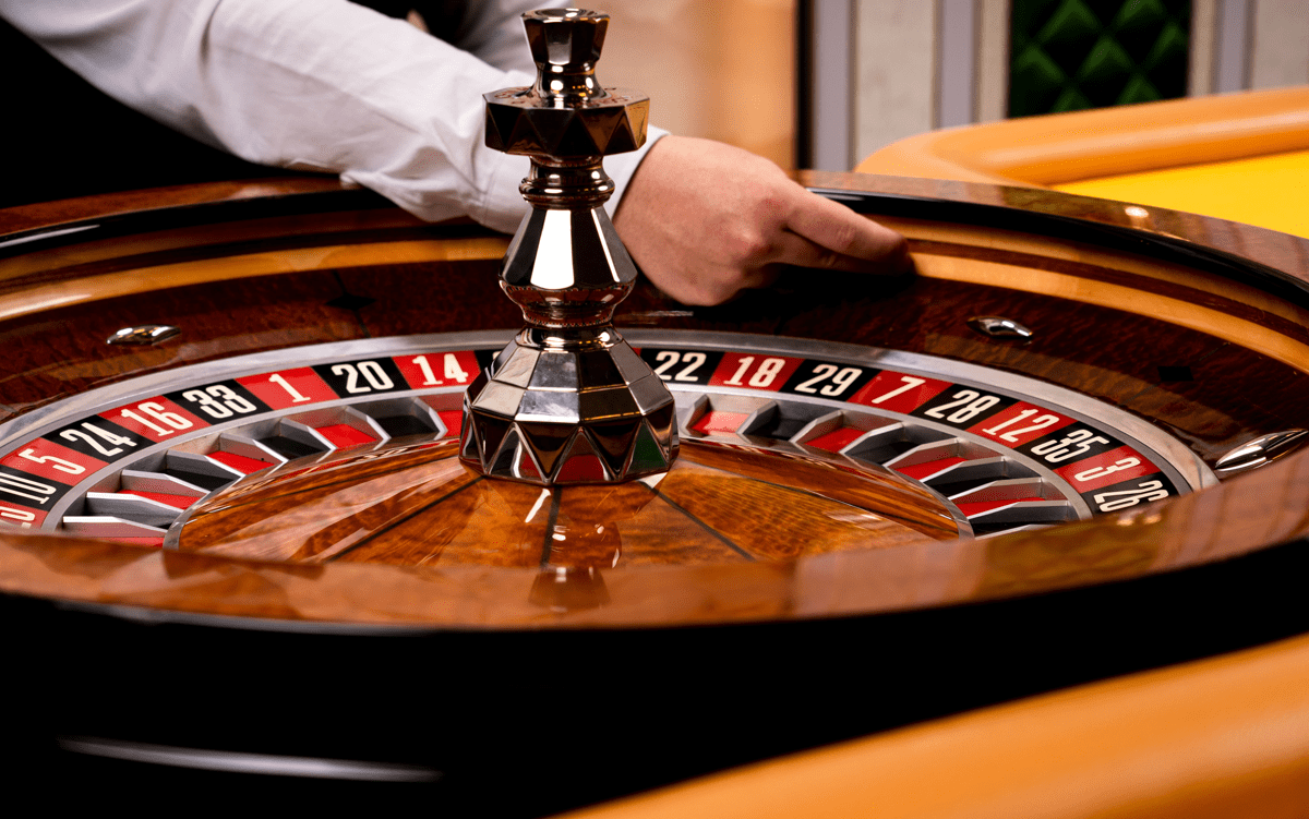 Croupier/Inspector